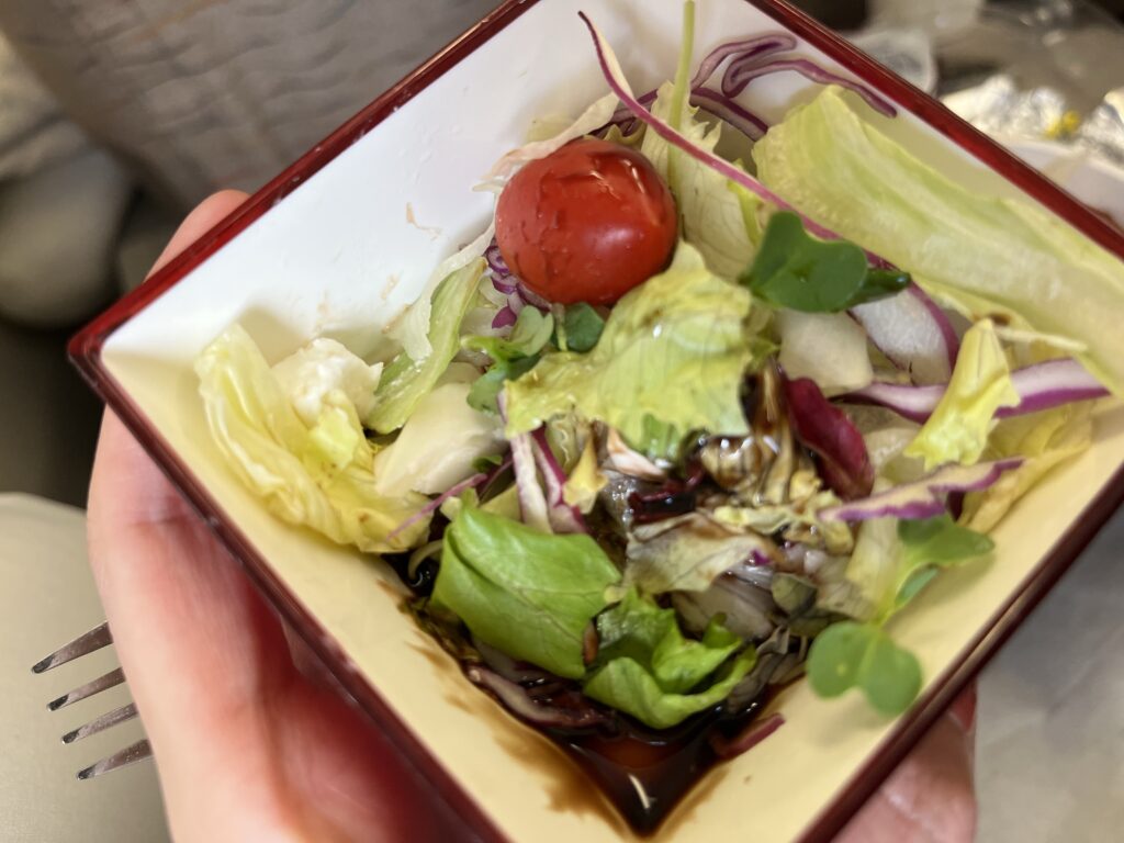 アシアナ航空の機内食 サラダ