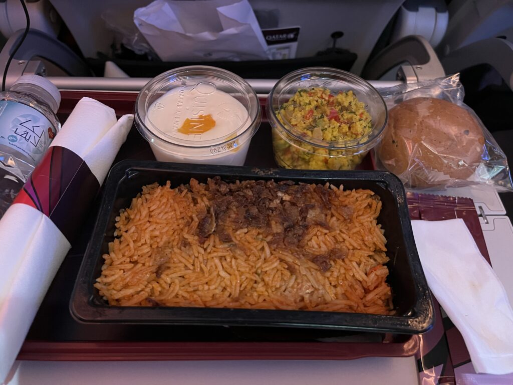 カタール航空機内食 ビーフライス