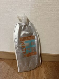 LOIVEの水筒